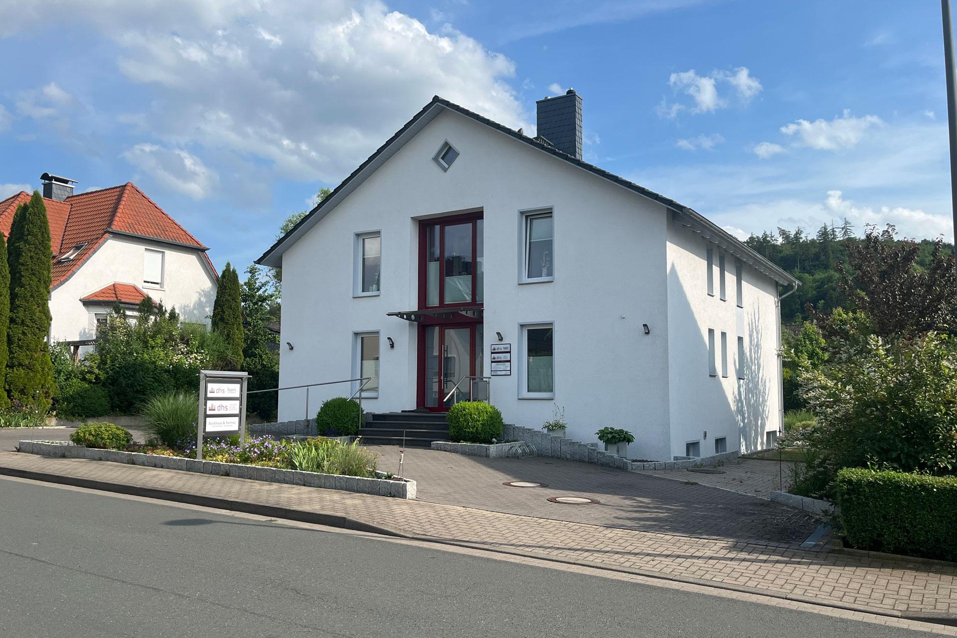 dhs Standort Lügde - Bürogebäude Bürogebäude Außenansicht am dhs Standort Lemgo