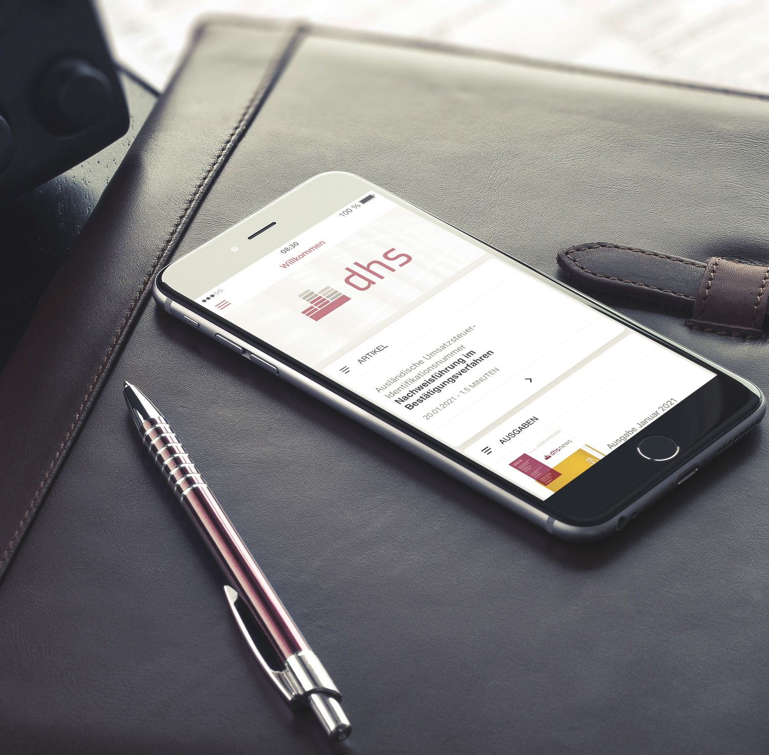 dhs APP für Service & News rund Steuer-, Wirtschafts- und Digitalisierungsthemen Smartphone Screen mit der dhs APP für Service & News rund Steuer-, Wirtschafts- und Digitalisierungsthemen