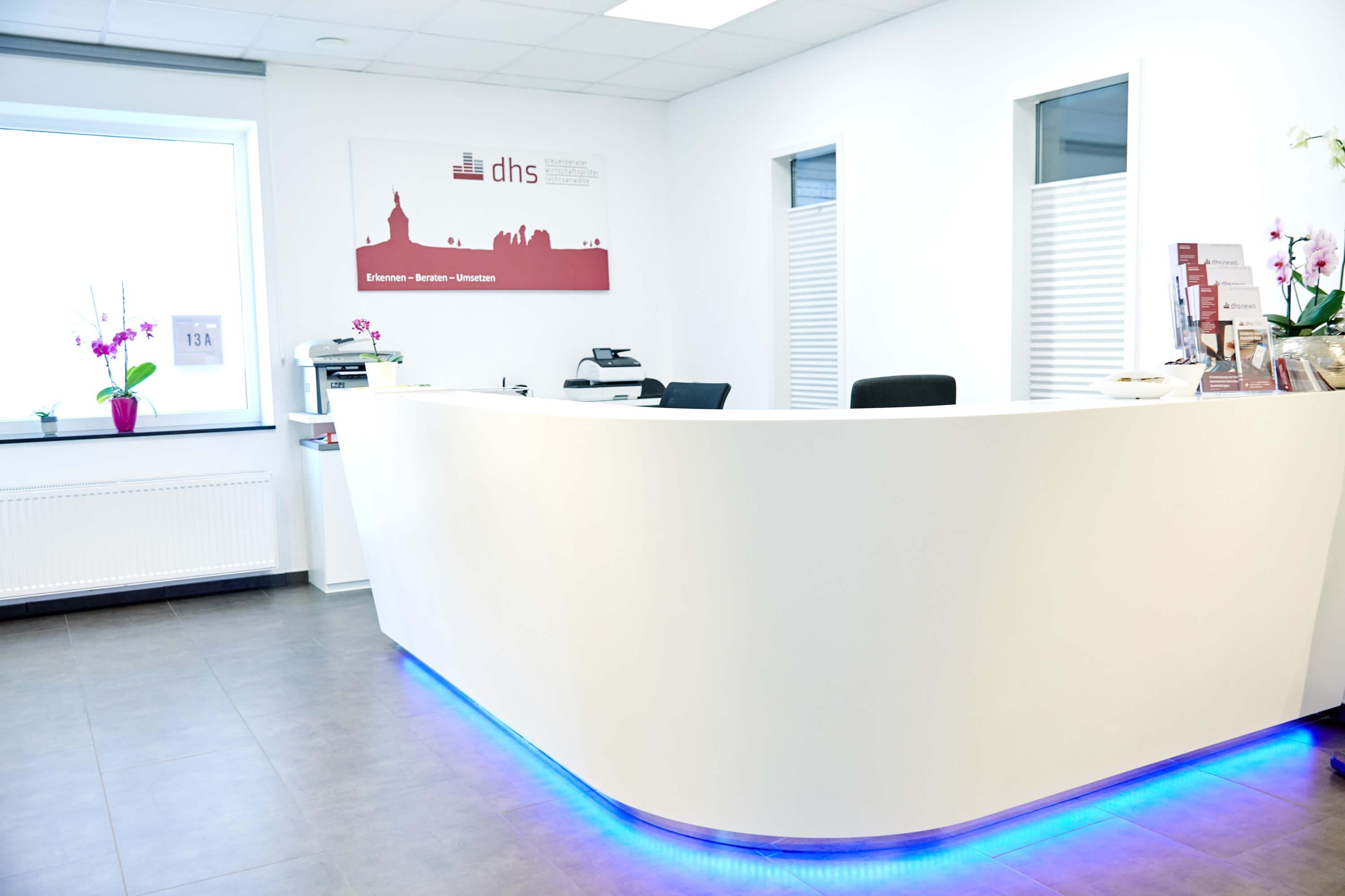 dhs Bürogebäude - Empfangsbereich in Detmold